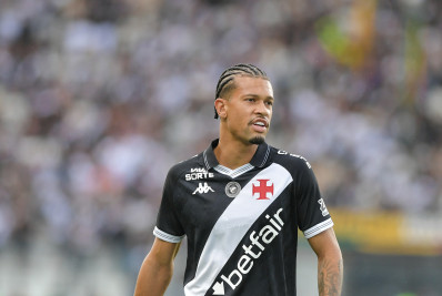 Vasco acerta venda de João Victor para o futebol russo