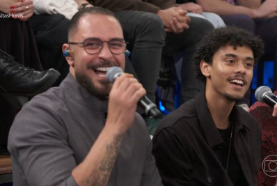 Diogo Nogueira canta com filho música que o pai compôs em especial do 'Altas Horas'