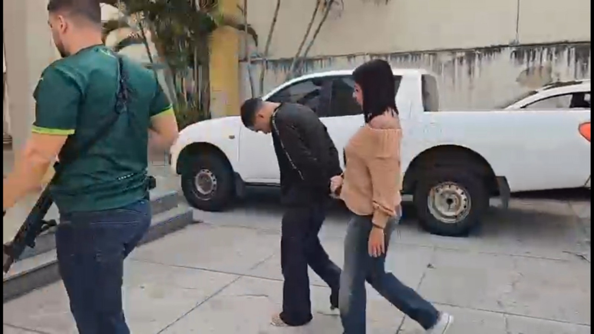 Homem foi preso por agentes da 37&ordf; DP (Ilha do Governador)