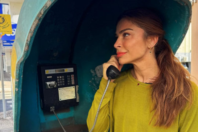 Grazi Massafera compartilha registros de visita à cidade natal