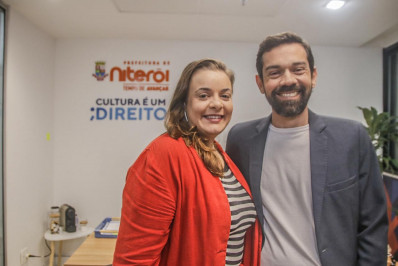 Leonardo Giordano deixa a secretaria das Culturas e Julia Pacheco reassume a pasta