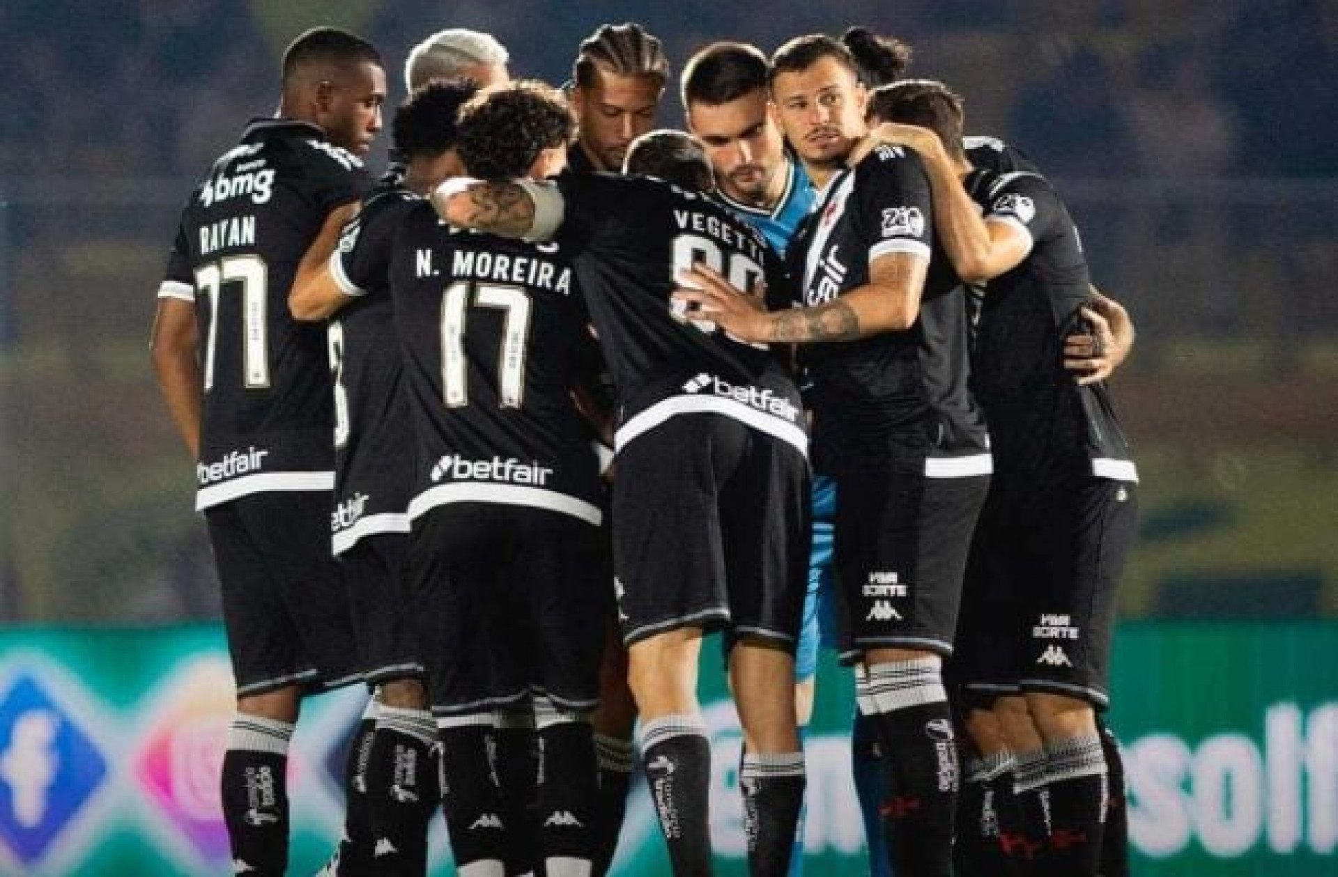 Vasco terá sequência de confrontos diretos na luta contra o rebaixamento