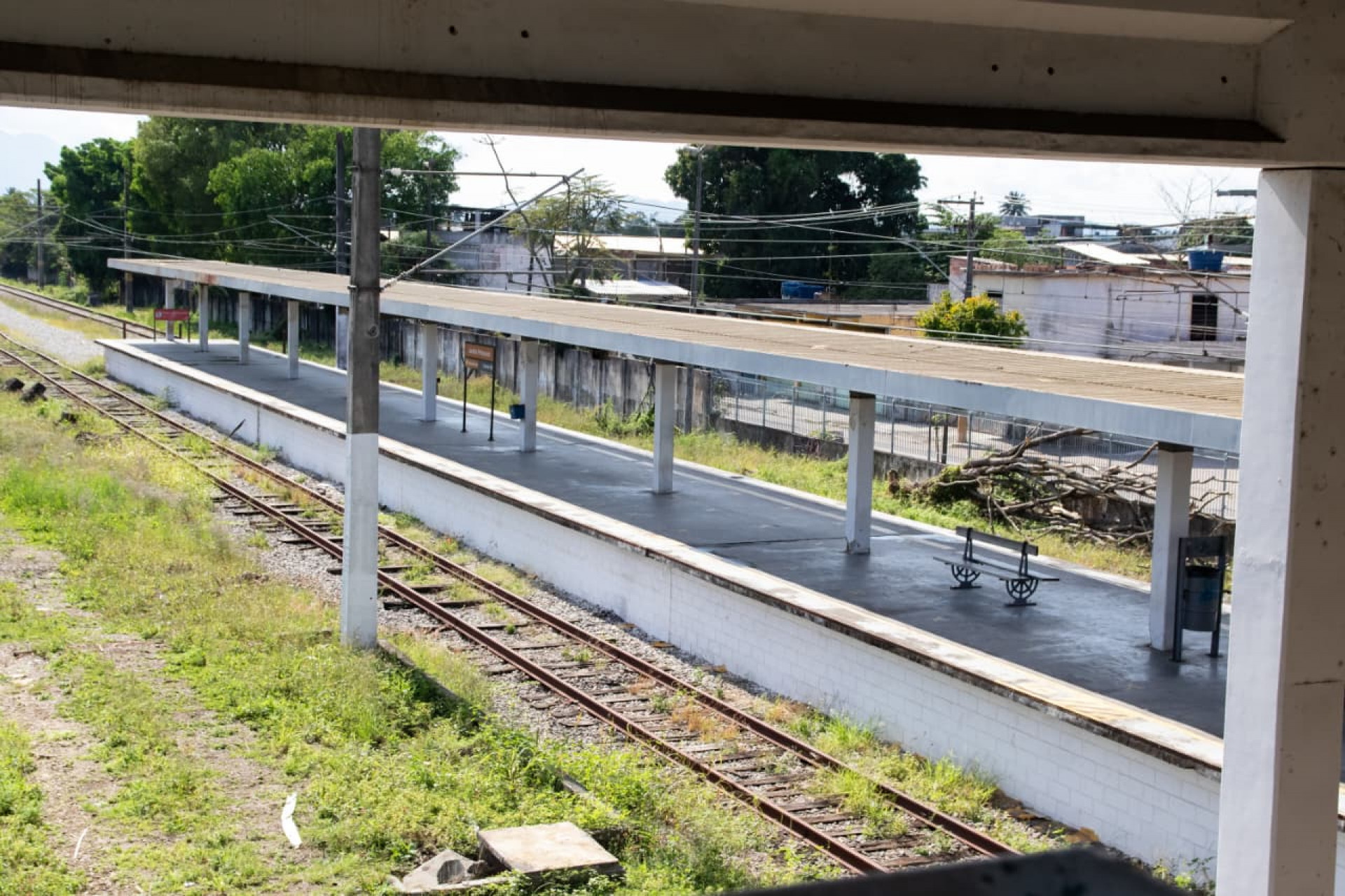 Estação Jardim Primavera fechada por furto de cabos  - Érica Martin/Agência O DIA