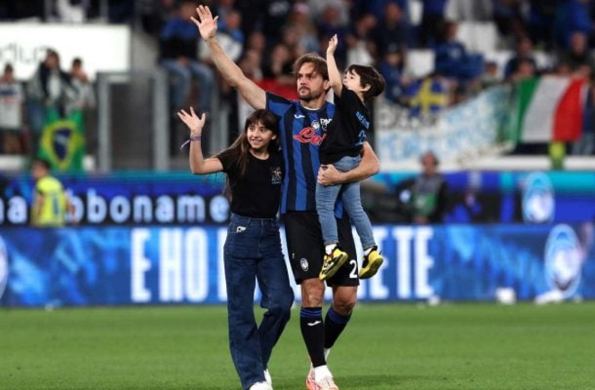 Rafael Tol&oacute;i deixa portas abertas para o Atl&eacute;tico