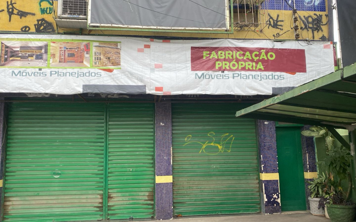 Loja de móveis planejados funcionava na Avenida Vicente de Carvalho, Zona Norte do Rio
