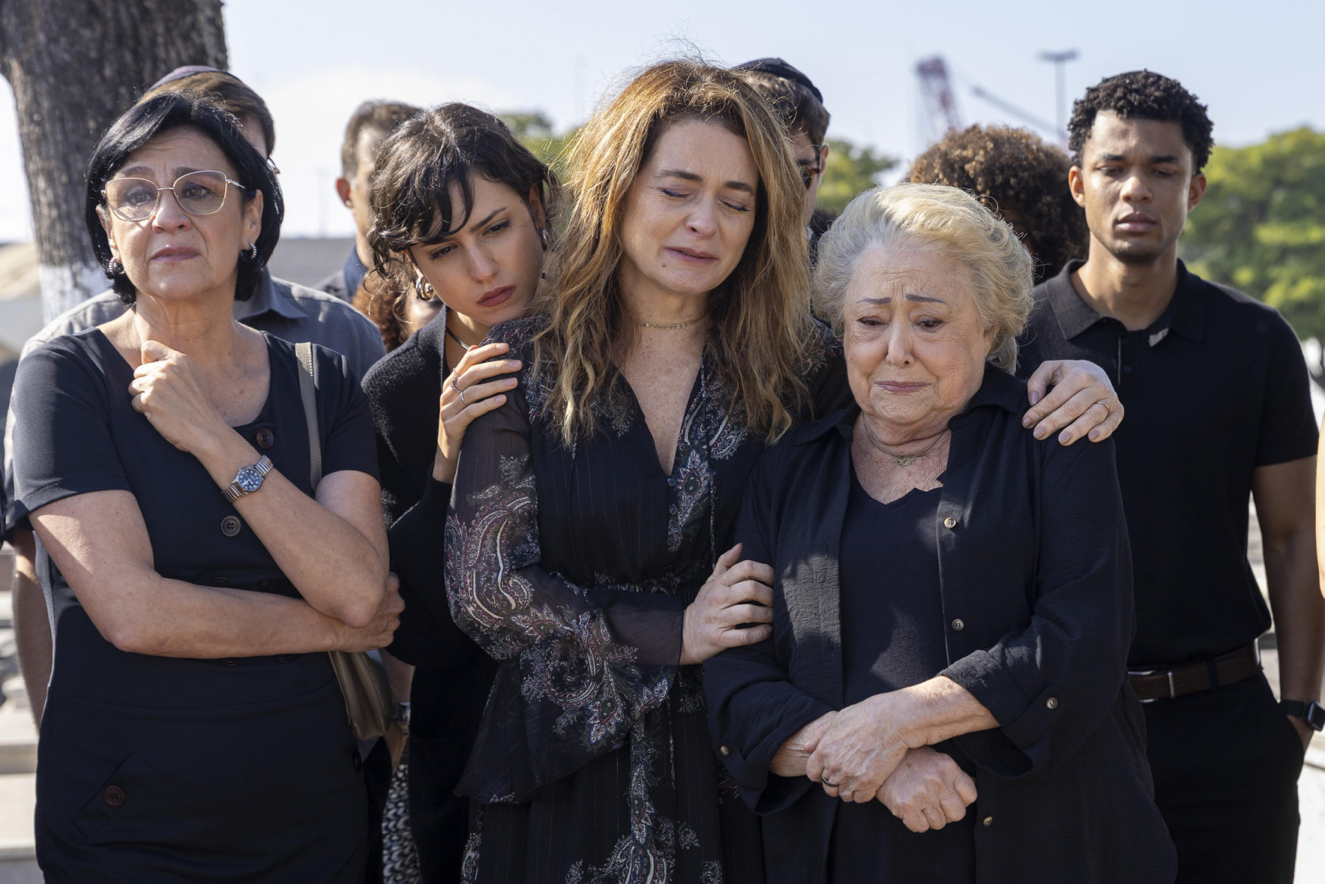 Suely Franco, Rosa em 'Dona de Mim' diz que não sabia da morte de Abel (Tony Ramos) - TV Globo / Léo Rosario