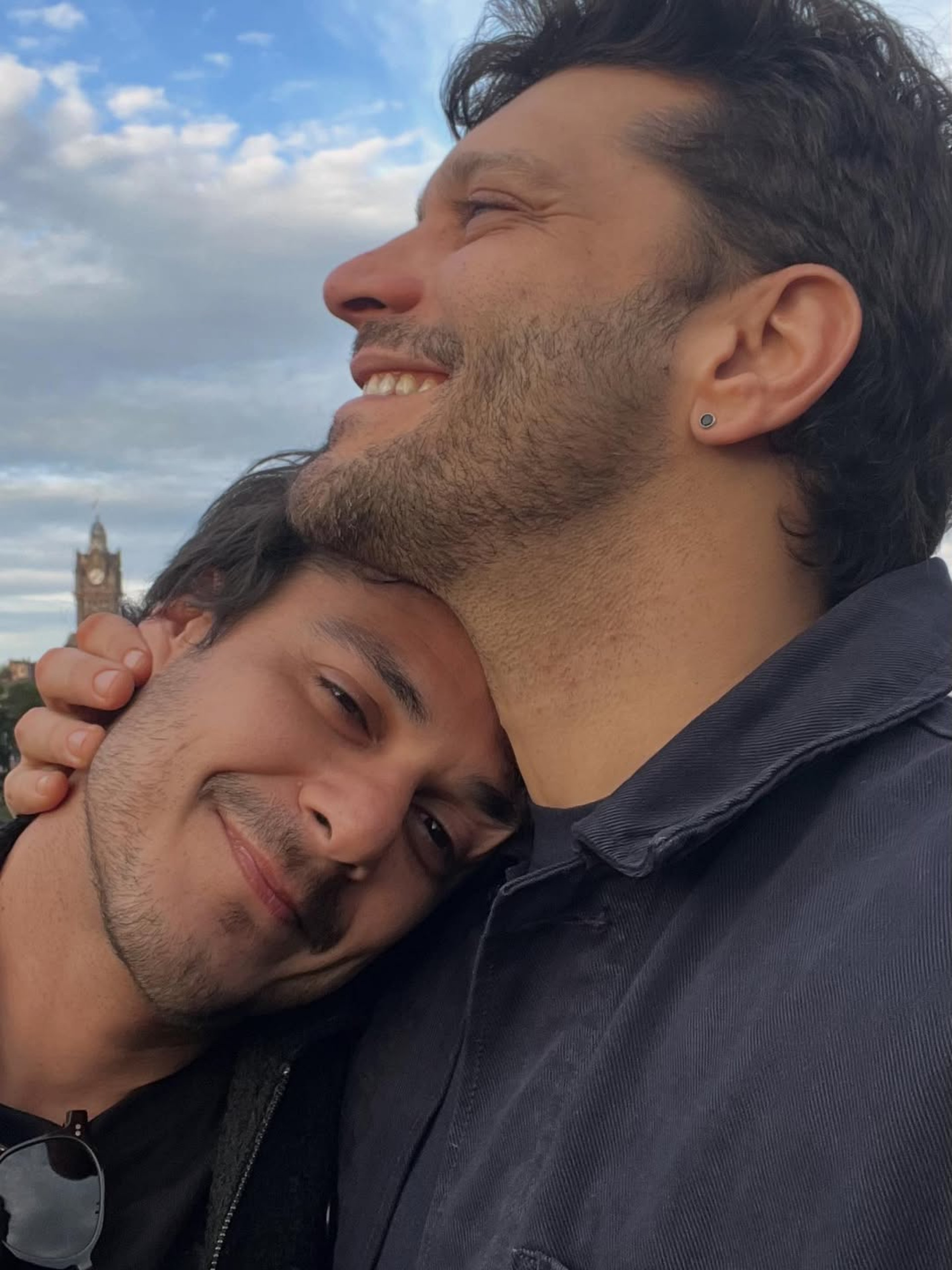 Armando Babaioff exibe foto rara com namorado
 - Reprodução / Instagram