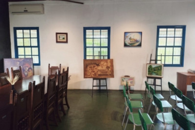 Museu Vivo do São Bento retoma exposição de artistas da Baixada