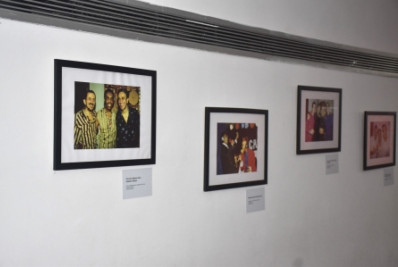 Teatro Raul Cortez recebe exposição sobre ícones da música dos anos 90