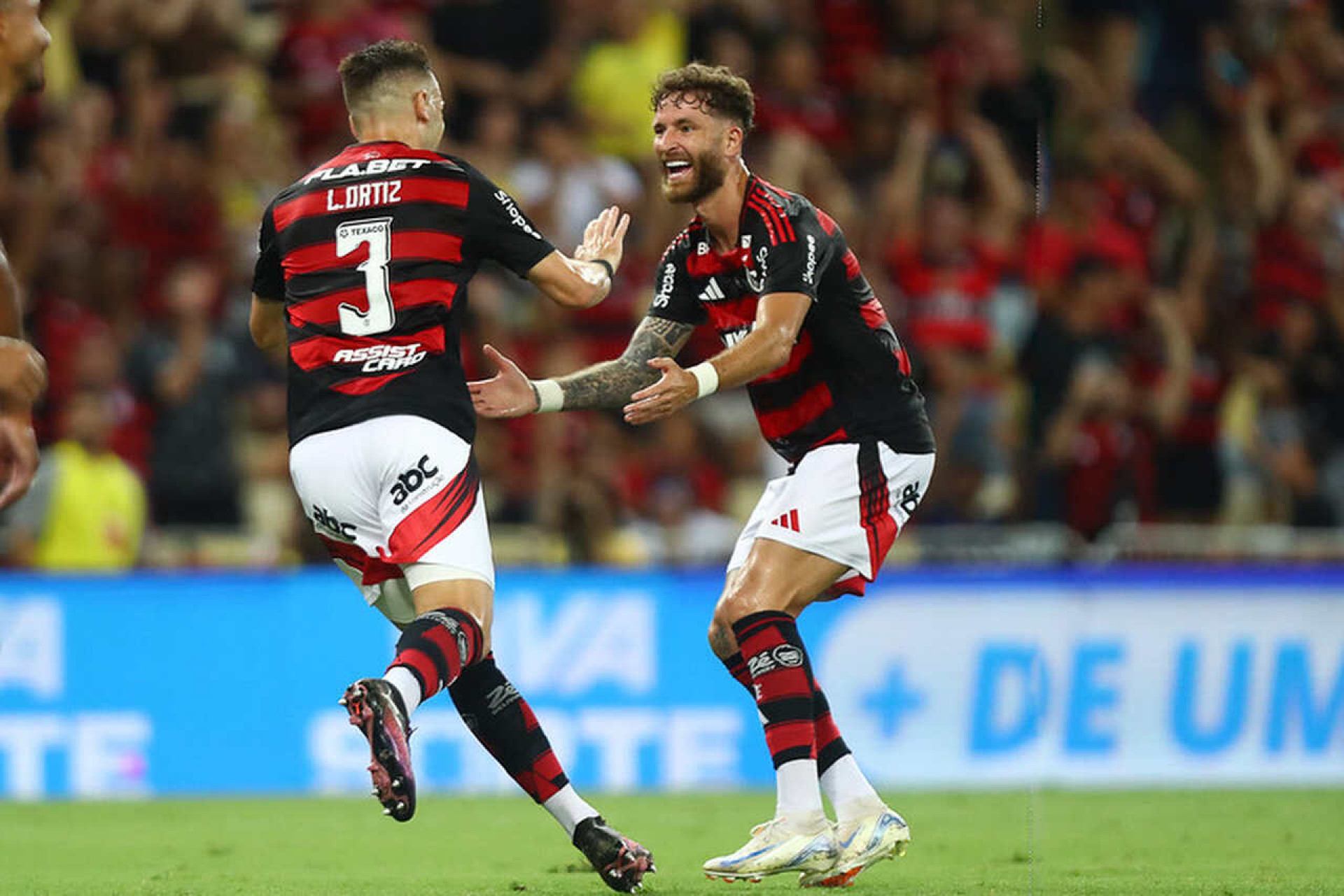 Ortiz pede L&eacute;o Pereira, do Flamengo, na Sele&ccedil;&atilde;o Brasileira