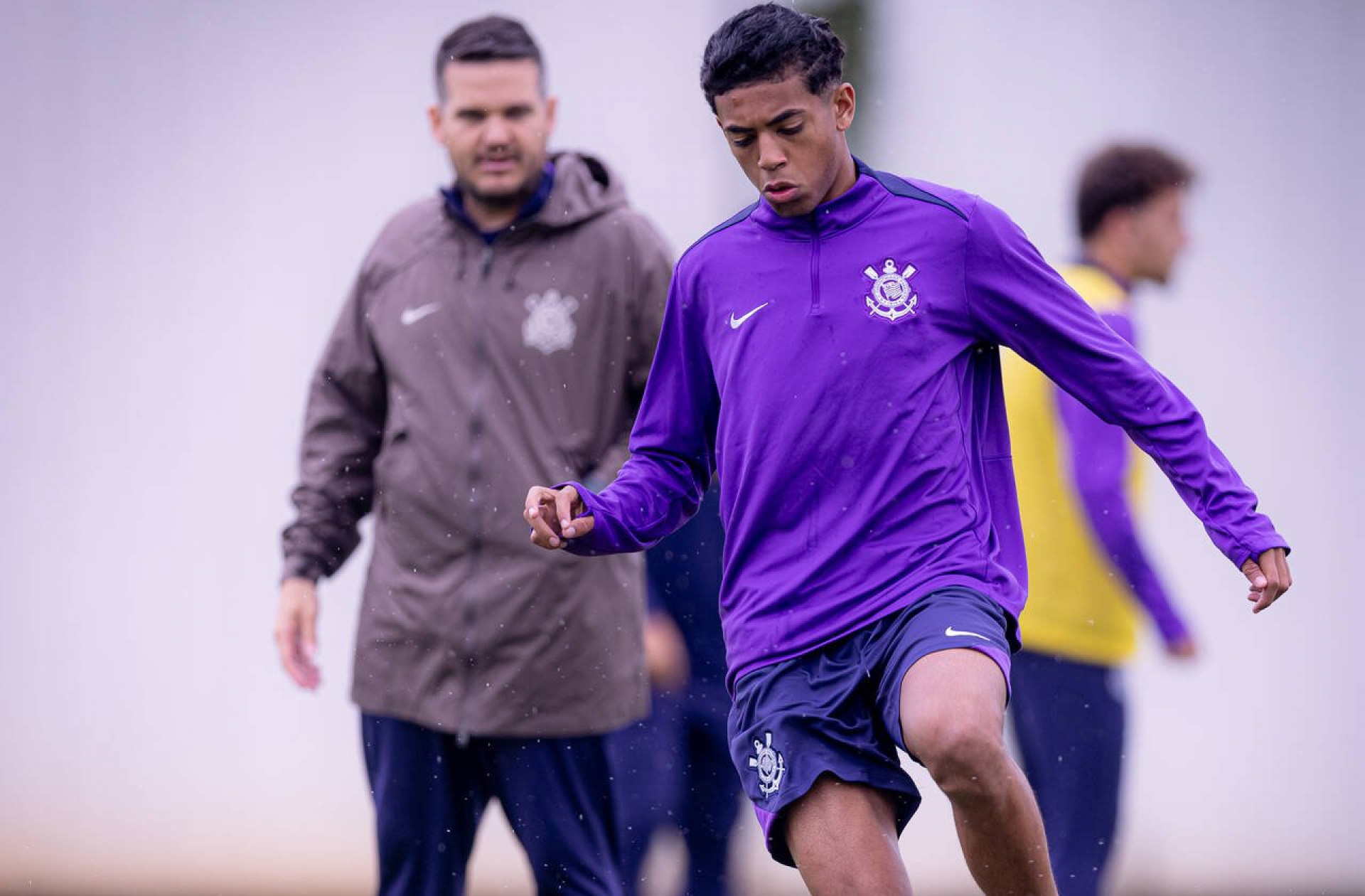 Bahia paga multa rescis&oacute;ria e contrata joia do Corinthians