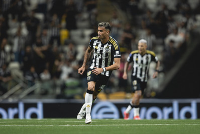 Ex-Flamengo, Reinier recebe elogios de Hulk e jornal espanhol após boa estreia