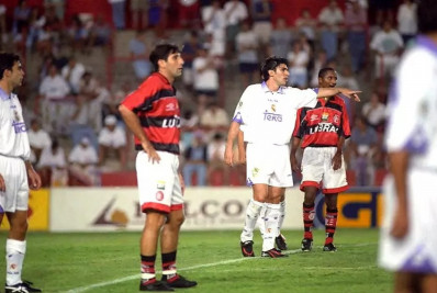 Há 28 anos, Flamengo vencia o Real Madrid por 3 a 0; veja os gols