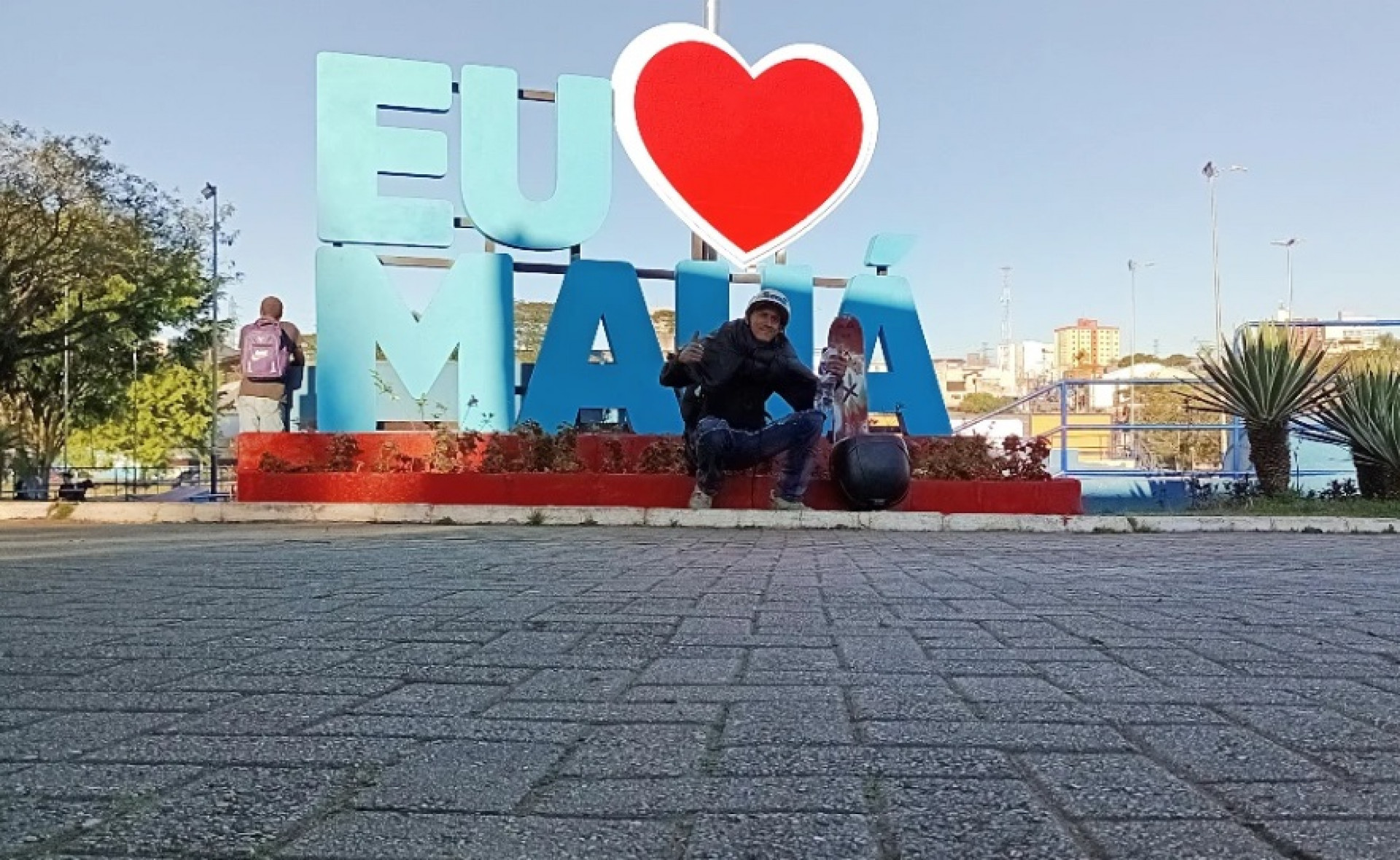 Registro de David no letreiro de Mauá, São Paulo - Reprodução / Instagram