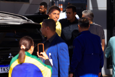 Brasileiros protestam no portal da USTR com piadas, patriotismo e pedidos de prisão a Bolsonaro