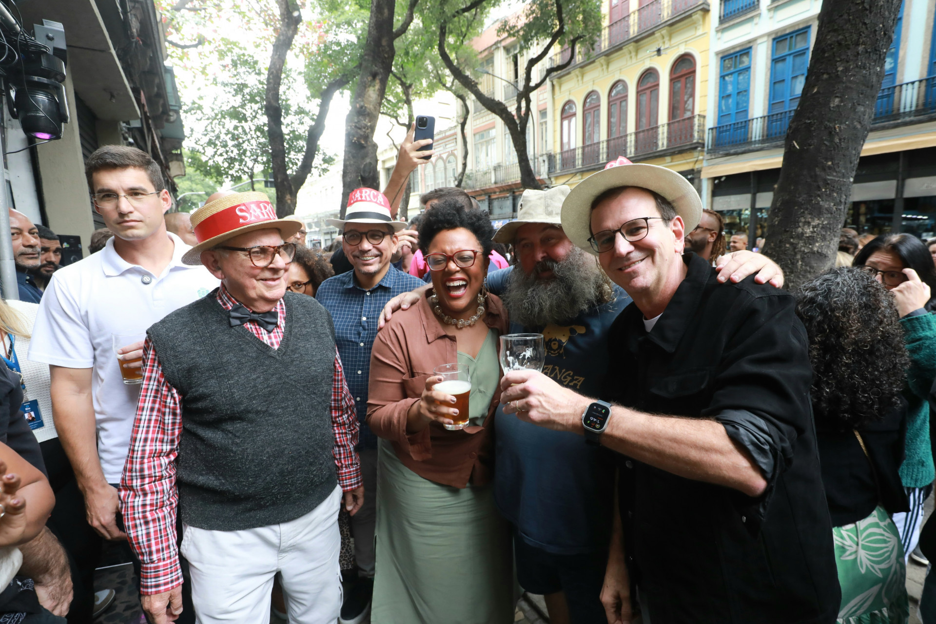 Prefeito Eduardo Paes dá início as obras de urbanização da Rua da Carioca, primeiro polo cervejeiro da cidade - Marcos de Paula/Prefeitura do Rio