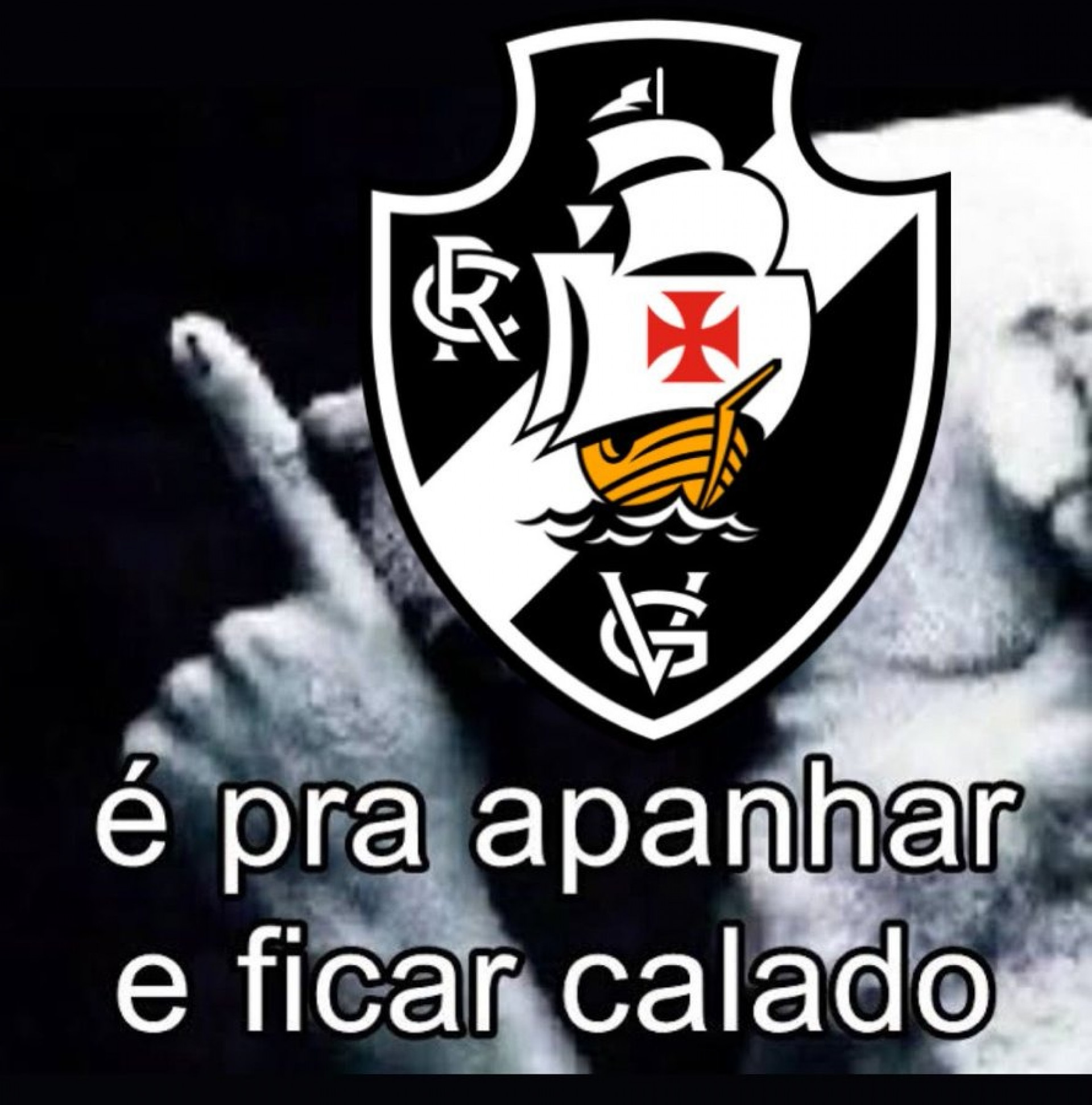 Internautas fizeram vários memes sobre a goleada do Vasco de 6 a 0 sobre o Santos, no MorumBis - Reprodução de redes sociais