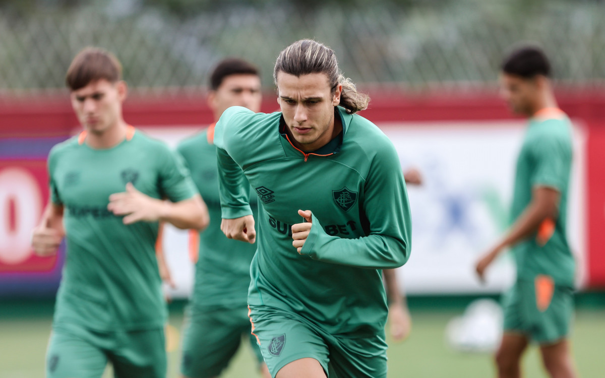 Canobbio em treino do Fluminense no CT Carlos Castilho