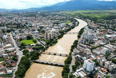 Resende lança plataforma que agiliza abertura e renovação de empresas