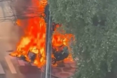 Criminosos atingem poste e provocam incêndio durante perseguição em Nova Iguaçu