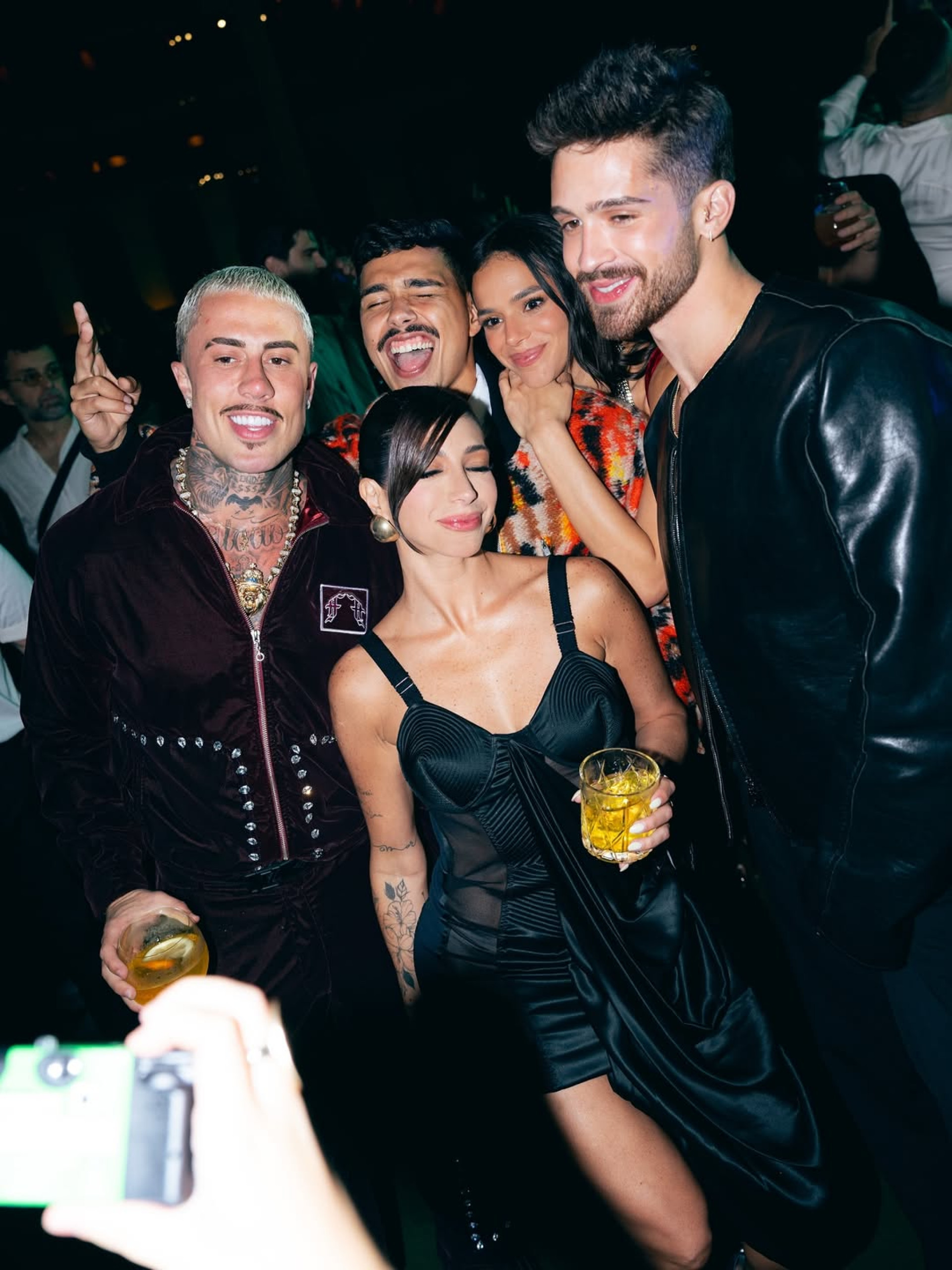 João Guilherme e Bruna Marquezine aparecem juntos em clique durante festa da atriz
 - Reprodução / Instagram