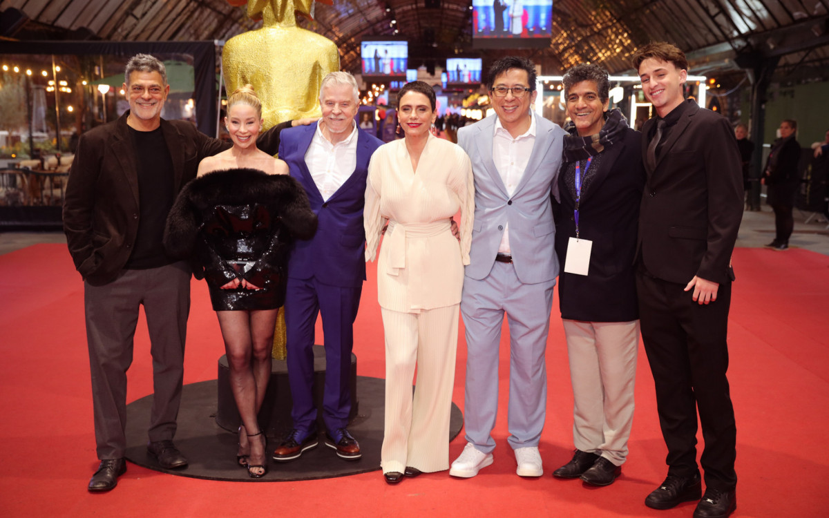 Eduardo Moscovis, Danielle Winits, Miguel Falabella, Malu Galli, Hsu Chien e Noah
