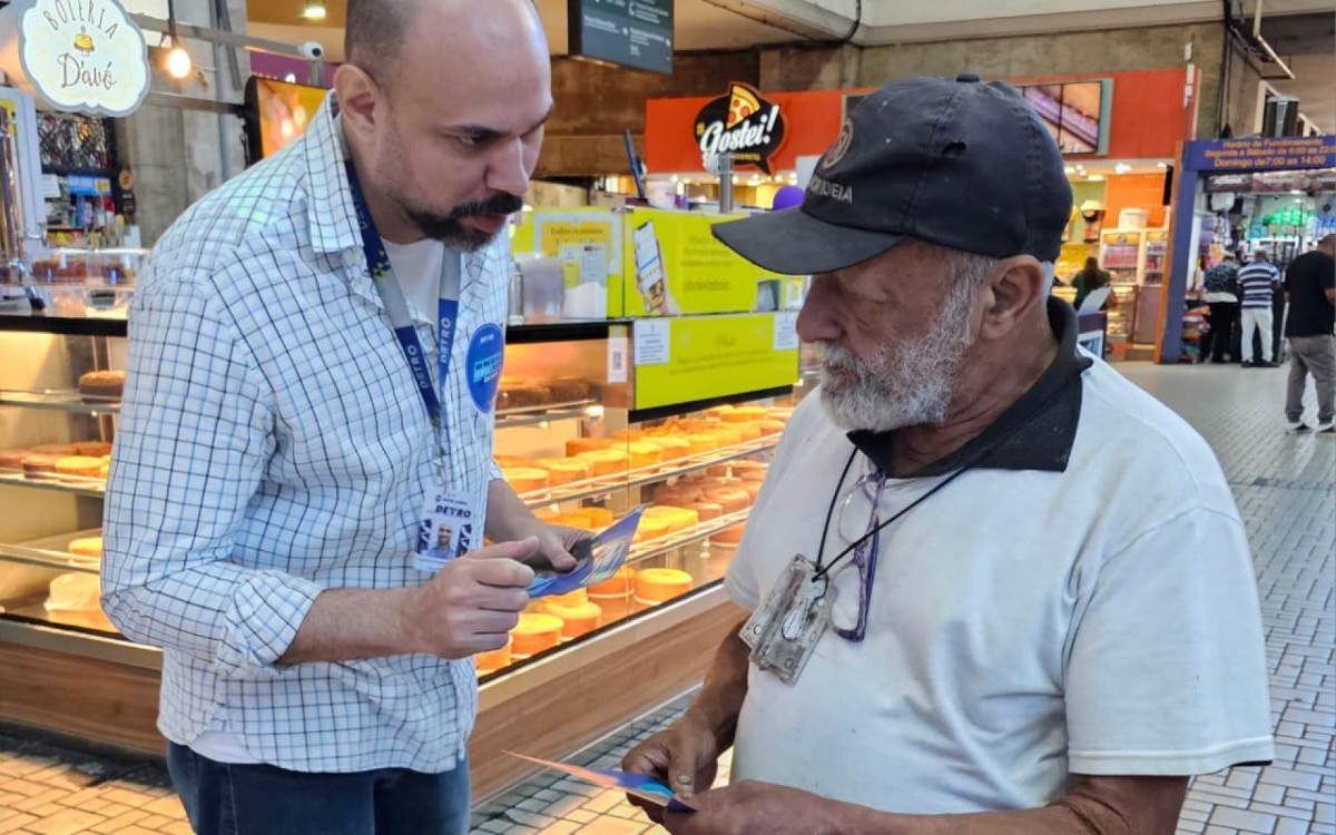Agentes do Detro-RJ orientaram sobre respeito à preferência a assentos nos transportes intermunicipais