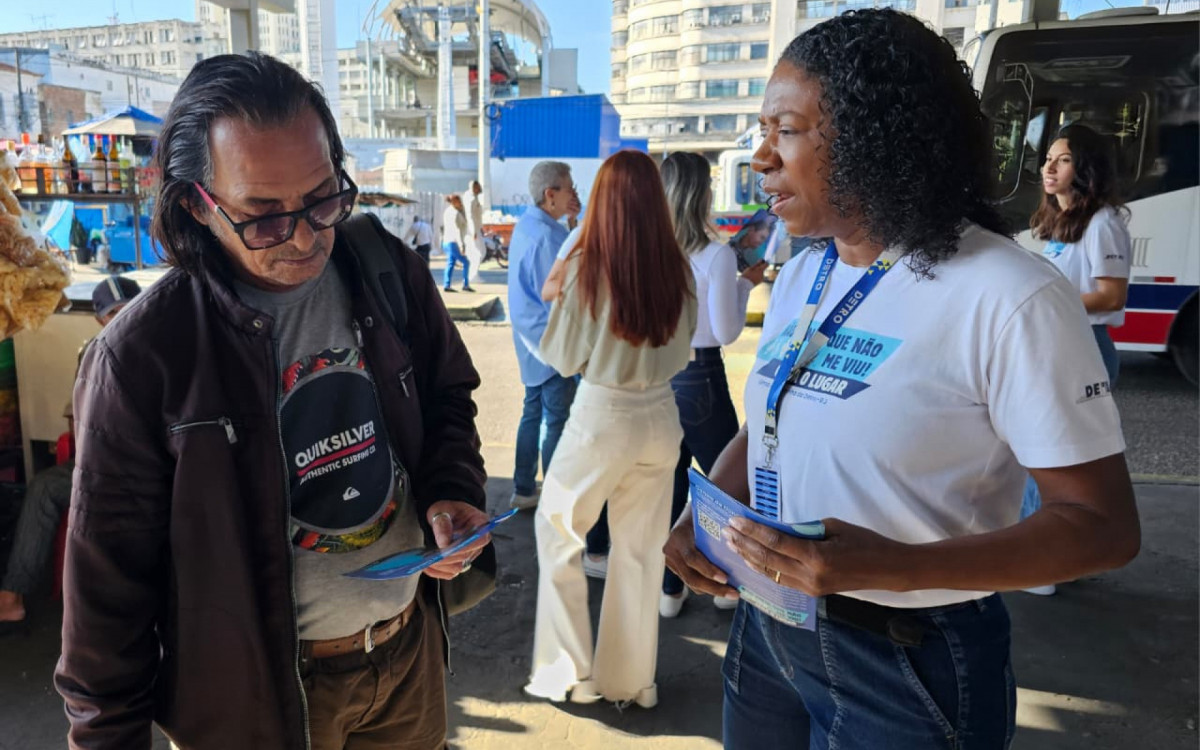 Campanha foi realizada na Central do Brasil e no Terminal Américo Fontenelle