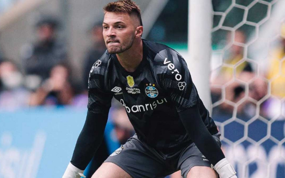 Flamengo aguardo desfecho de negociações entre Grêmio e Grando para investir na negociação