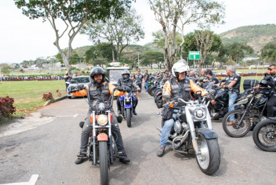 Membro de motoclube morre após ser atingido por carro na Linha Amarela
