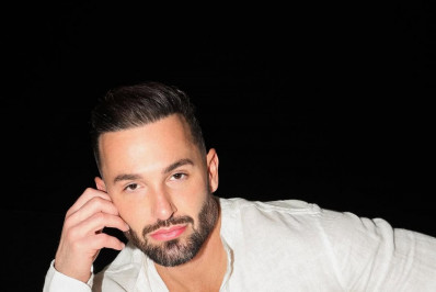 Diego Hypolito surge careca e exibe novo visual: 'O que acham?'