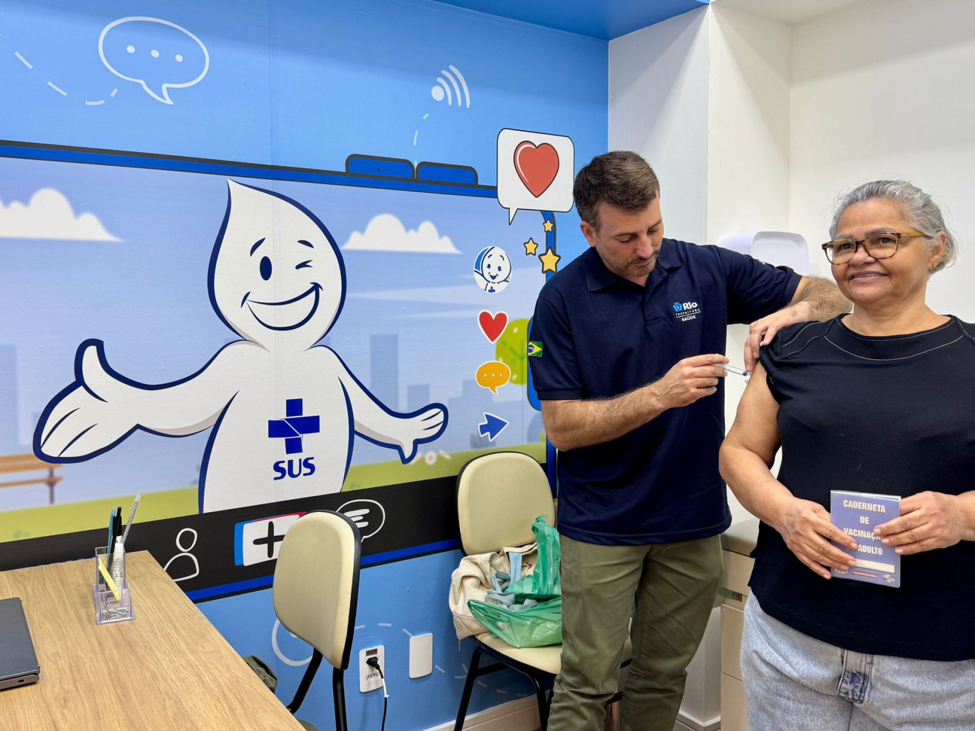 Unidade inaugurada no Shopping Nova América oferece vacinas gratuitamente todos os dias da semana - Beth Santos