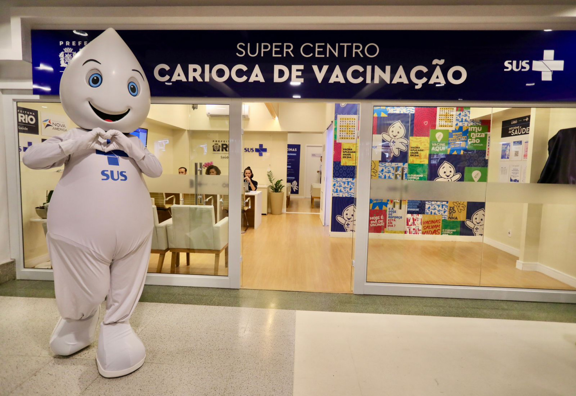 Unidade inaugurada no Shopping Nova América oferece vacinas gratuitamente todos os dias da semana - Beth Santos