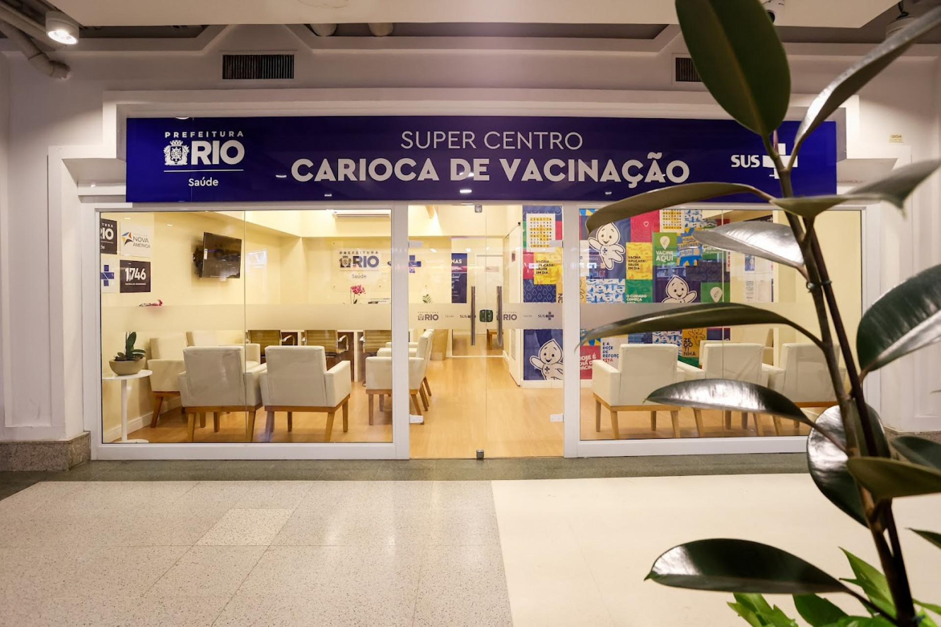 Unidade inaugurada no Shopping Nova América oferece vacinas gratuitamente todos os dias da semana - Edu Kapps / SMS