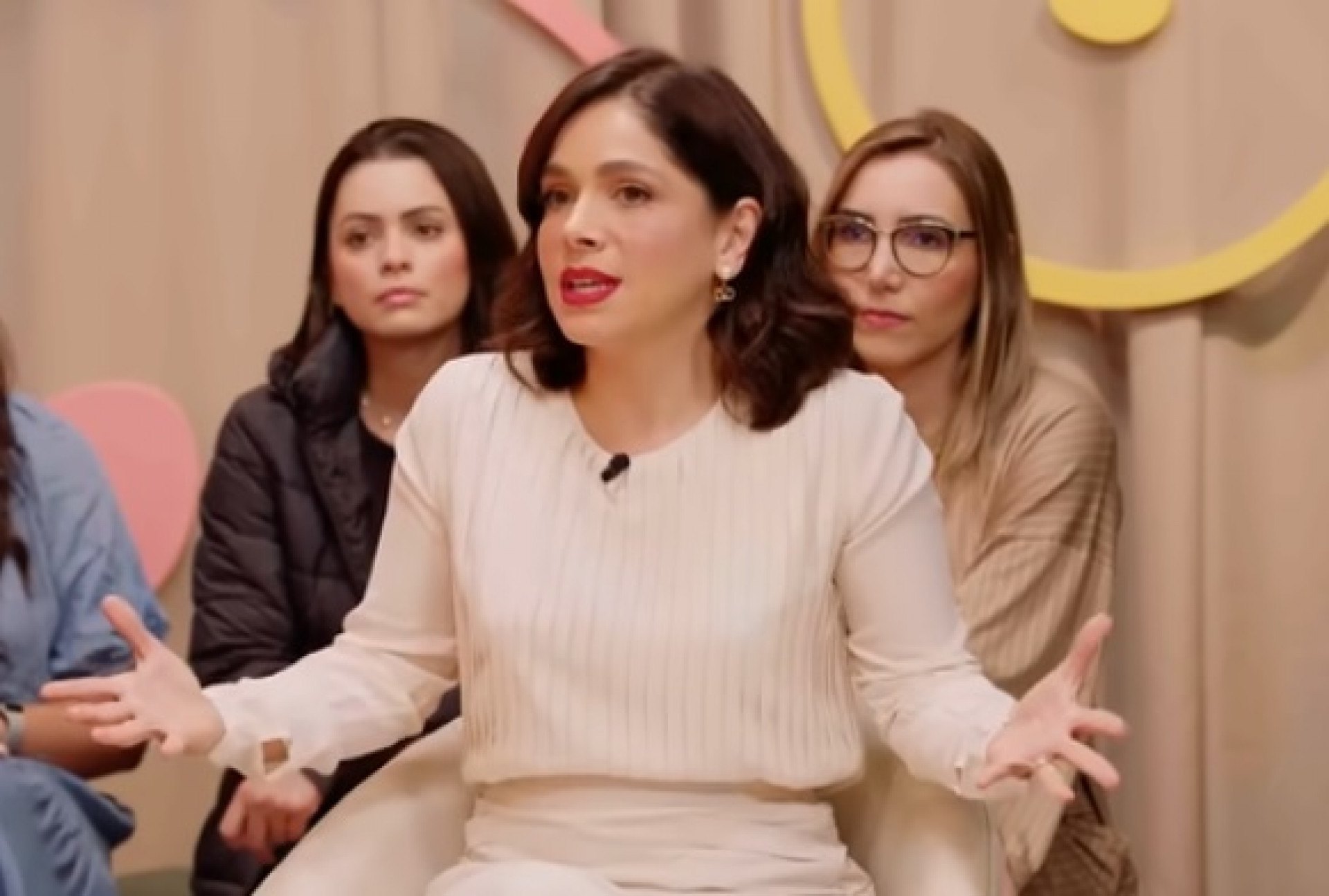 Sabrina Petraglia falou sobre mudança para Dubai
- Reprodução/Instagram