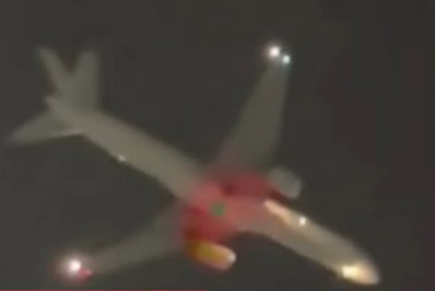 Avião militar dos EUA faz pouso em São Paulo