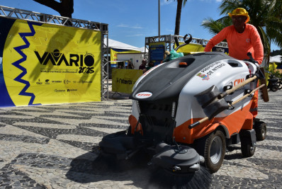 Clin intensifica trabalho de limpeza na área do Campeonato Mundial de Va´a