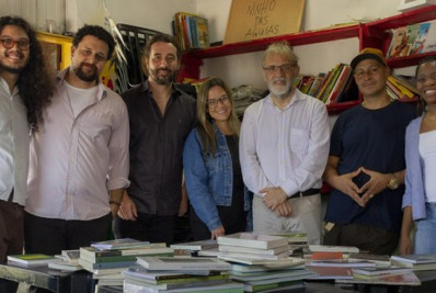 Projeto social do Pavão-Pavãozinho recebe doação de livros da Biblioteca Nacional