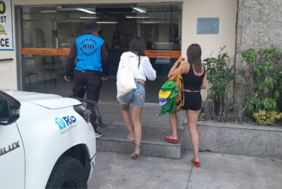 Golpistas cobram de turistas mais de R$ 3 mil por cigarros