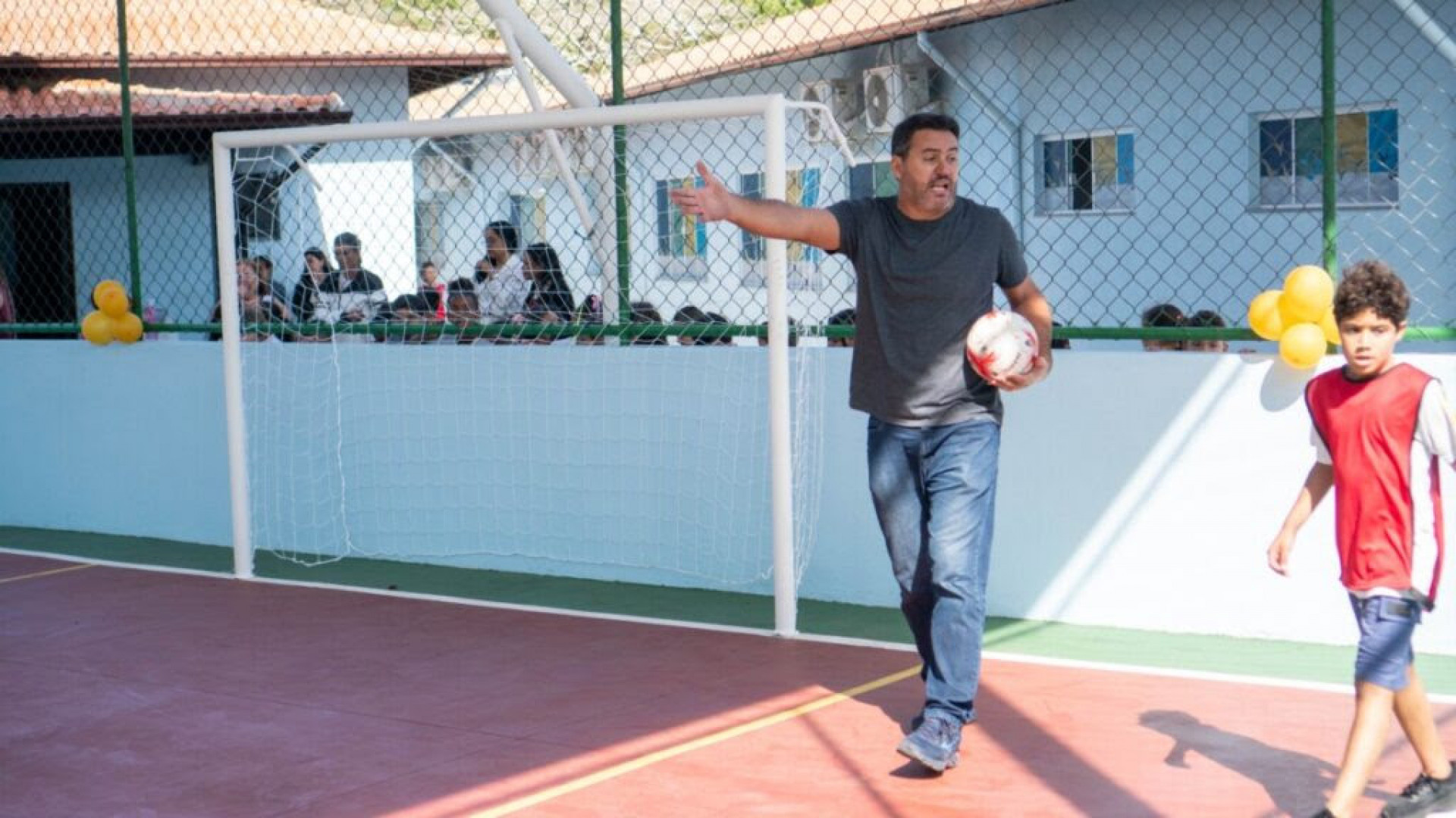 Inauguração da nova quadra poliesportiva na Escola Municipalizada Professora Eulina de Assis Marques - Ascom