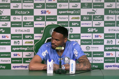Ex-Corinthians, goleiro é apresentado no Palmeiras e relembra zoação: 'Muito imaturo'