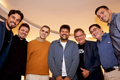 Clube do Vinho Só Para Elas festeja também com eles