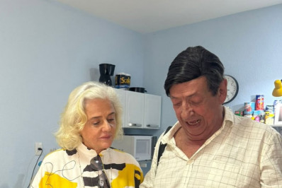 Marieta Severo reencontra Marcos Oliveira no Retiro dos Artistas