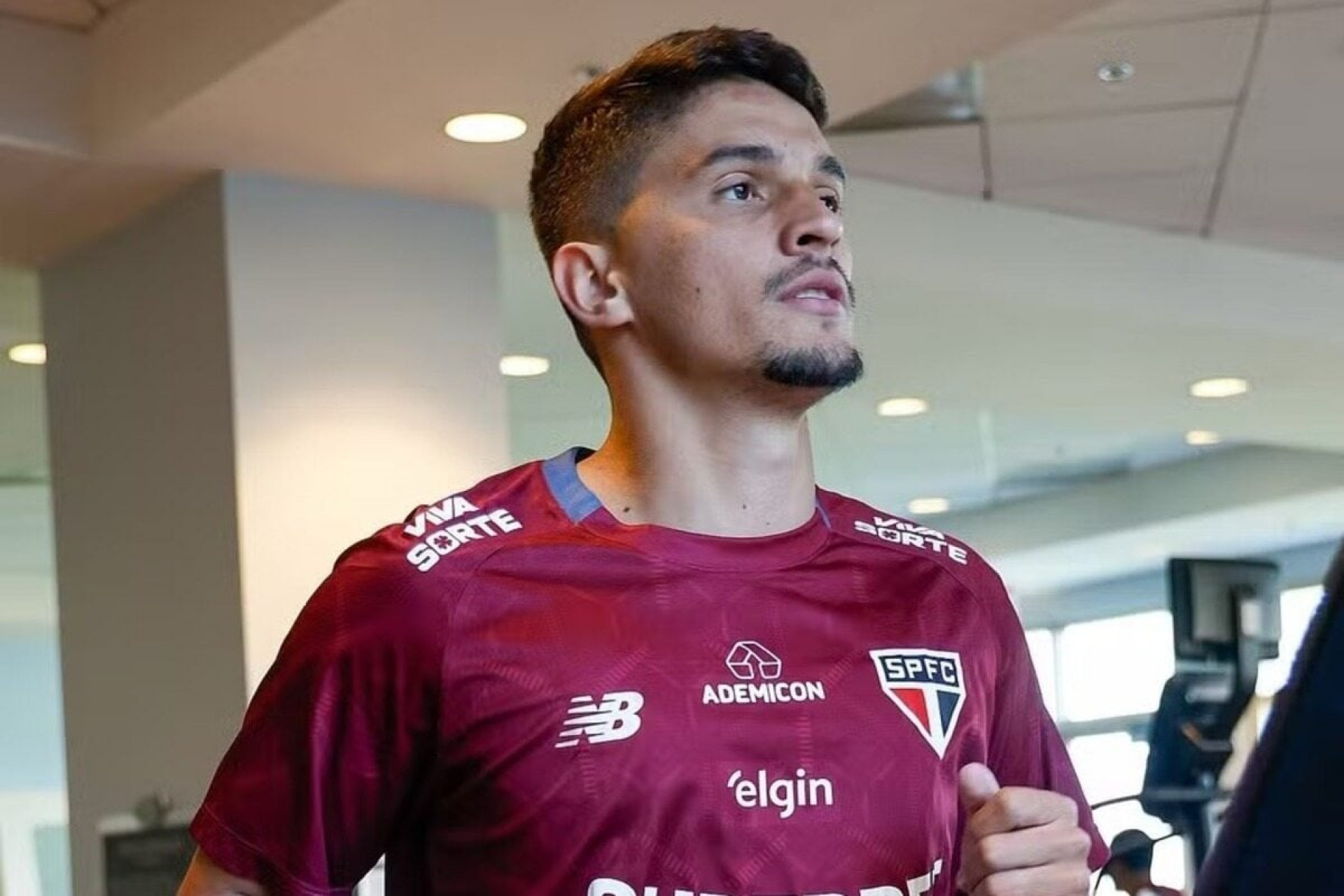 S&atilde;o Paulo acerta renova&ccedil;&atilde;o de contrato com Pablo Maia