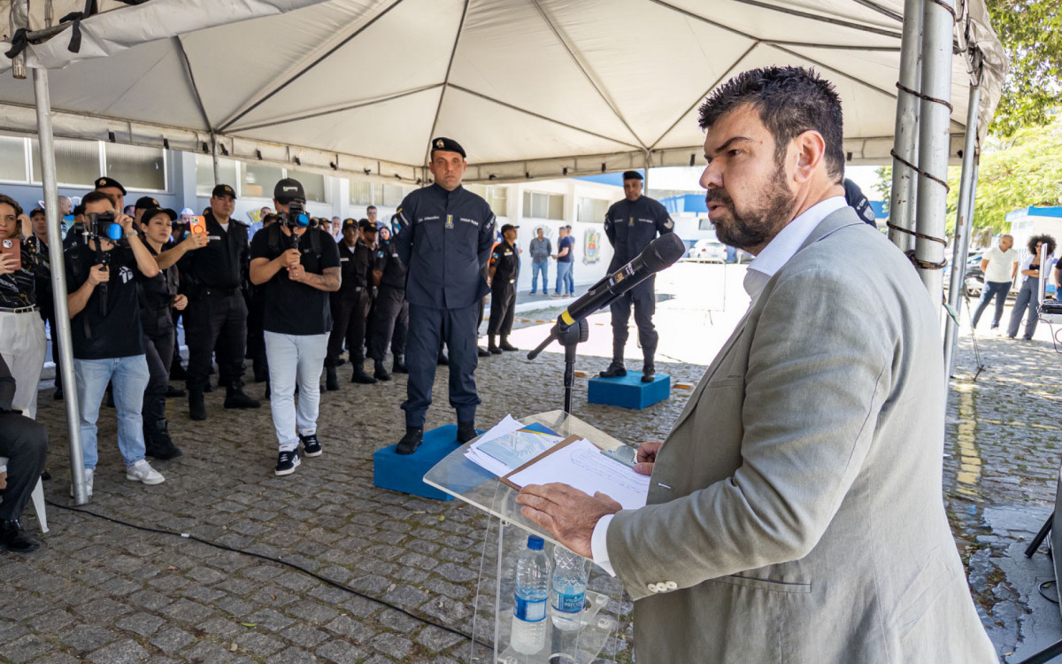 Evento em Macaé reuniu autoridades civis e militares para a passagem de comando do 32º BPM

