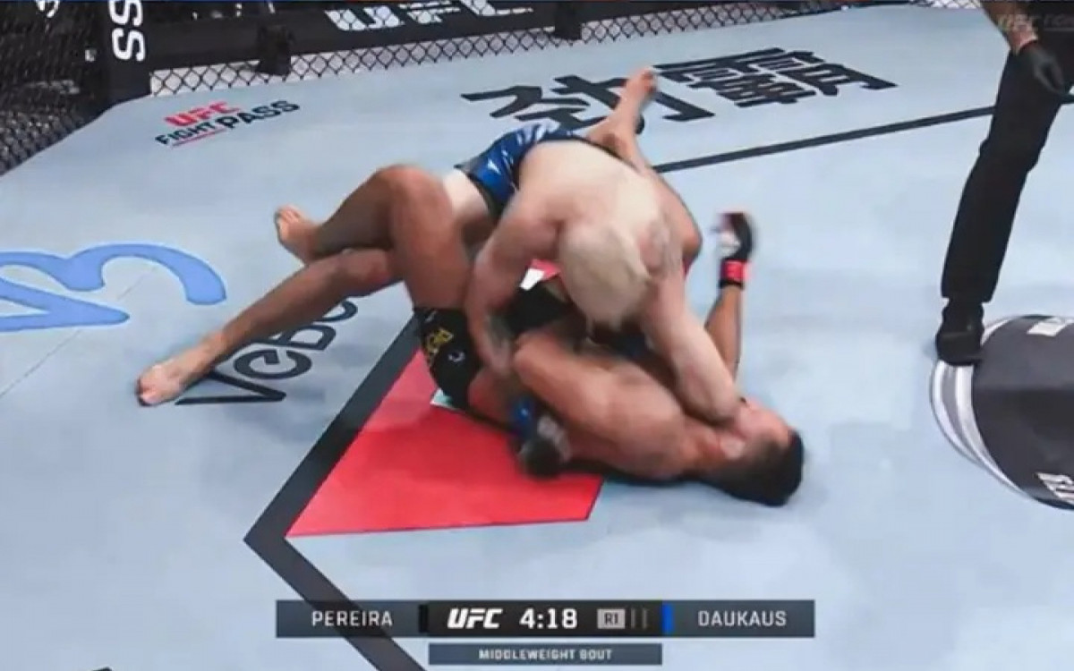 Michel Pereira não teve tanta sorte no UFC Xangai e acabou nocauteado