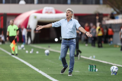 Renato Gaúcho reclama de erros e reconhece falta de concentração em derrota