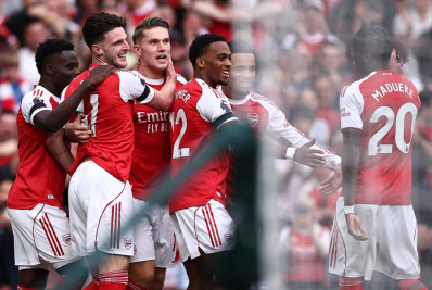 Gyökeres marca pela primeira vez, e Arsenal goleia no Campeonato Inglês