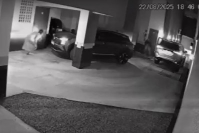 Vídeo: bandidos invadem condomínio para assaltar motorista em Vista Alegre