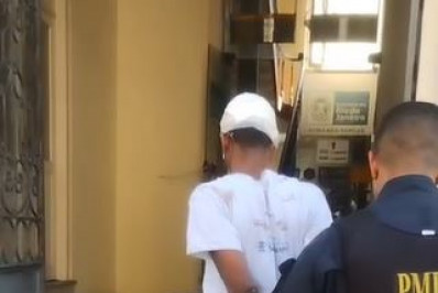 Homem é preso após invadir residência e roubar morador em Niterói